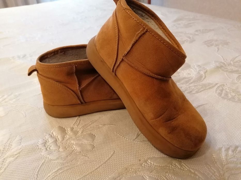 Чоботи дитячі б/в