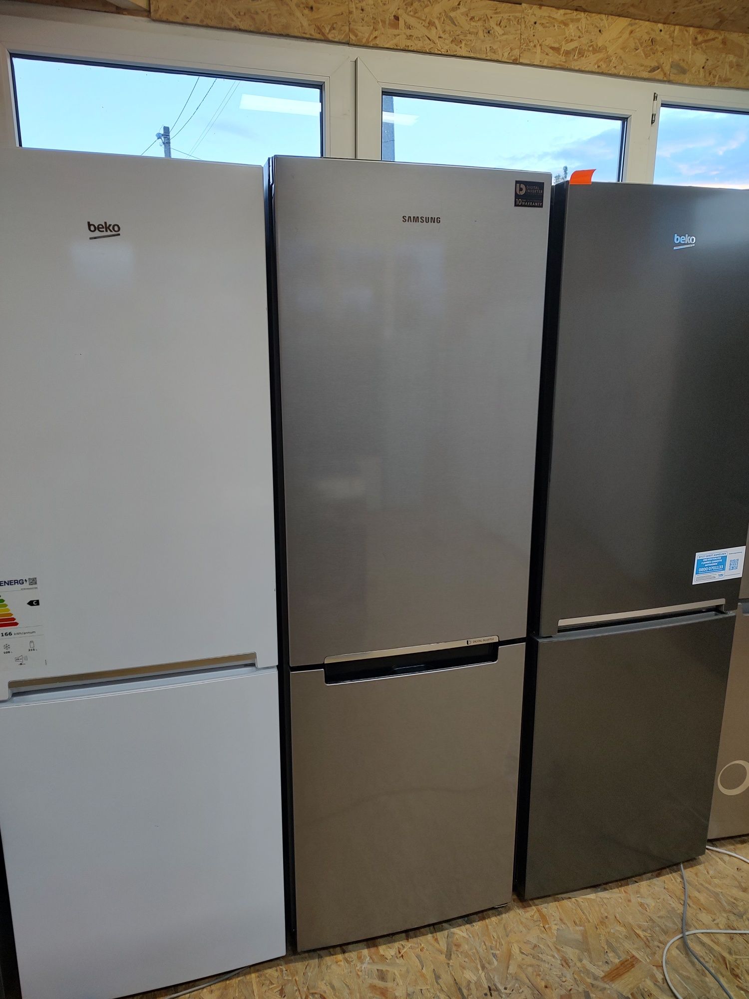 NoFrost Холодильник фірми Samsung, висотою 185см, з Німеччини