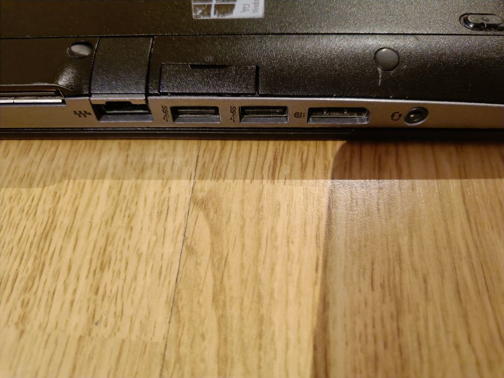 HP Elitebook 820