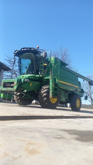 Терміново продам Комбайн John Deere w540 2012року джондір