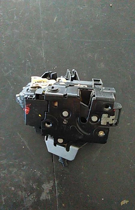 Fechadura / fecho porta trás esquerdo AUDI A6 (4B2, C5)