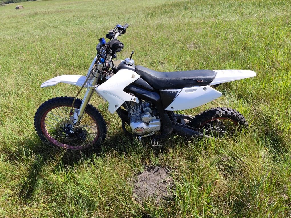 Cross 250 (diabolini, x-motos, kayo)