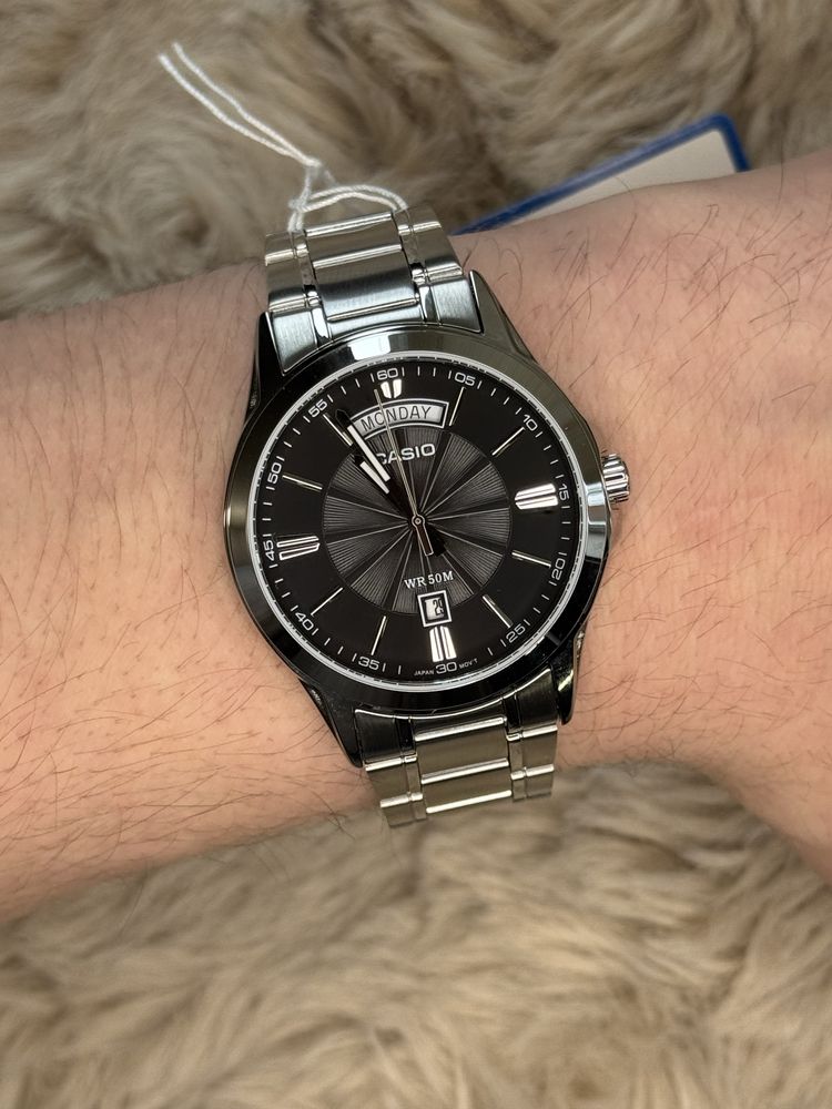 Чоловічий годинник Casio MTP-1381D-1A ОРИГІНАЛ мужские часы оригинал
