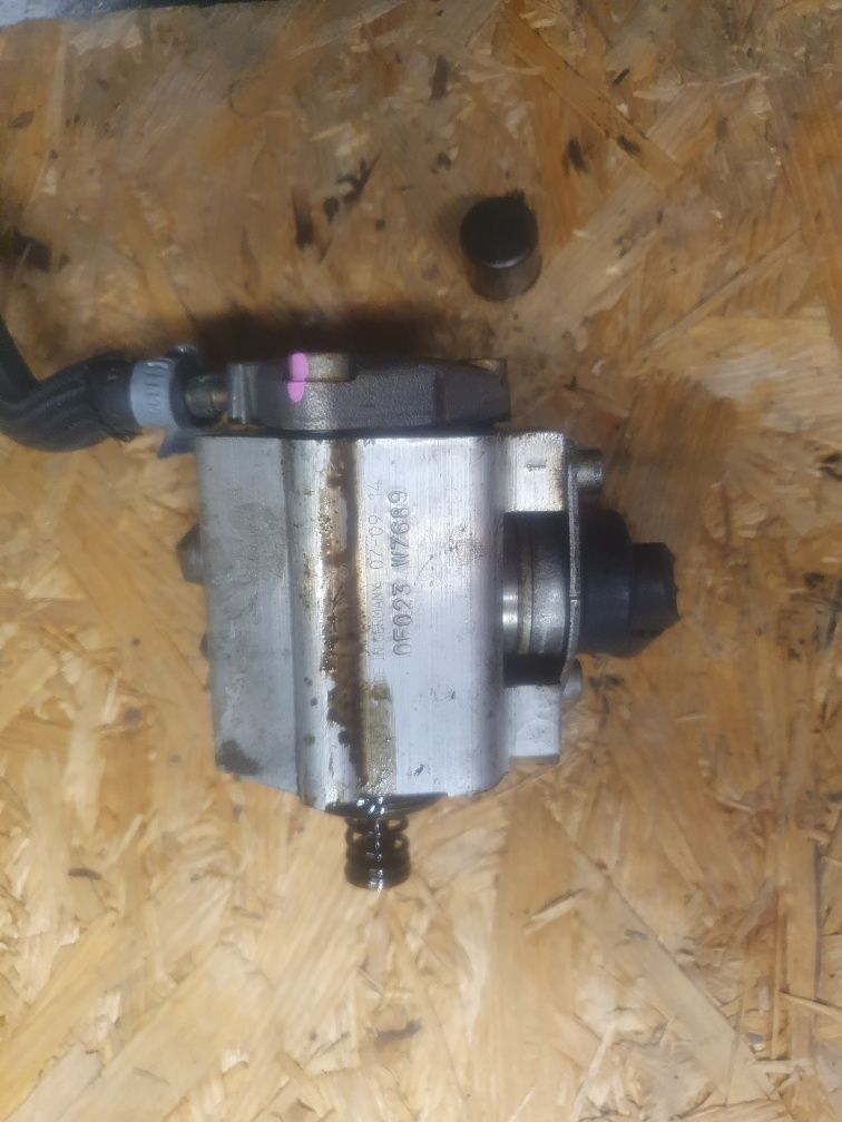 pompa wysokiego ciśnienia paliwa bosch audi vw 2.0 fsi awa 150k