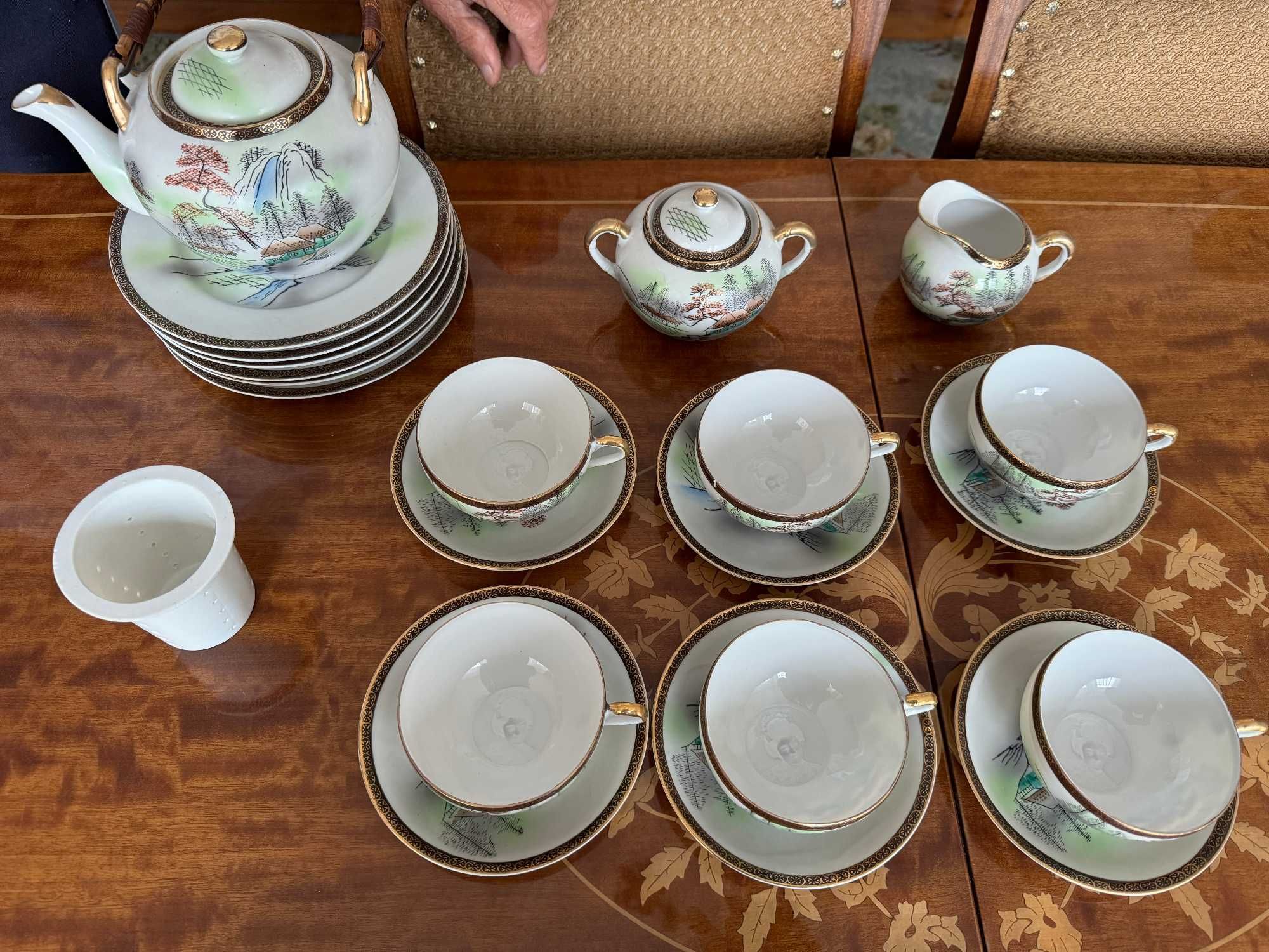 Porcelana Japońska zestaw 21 elementów  KUTANI