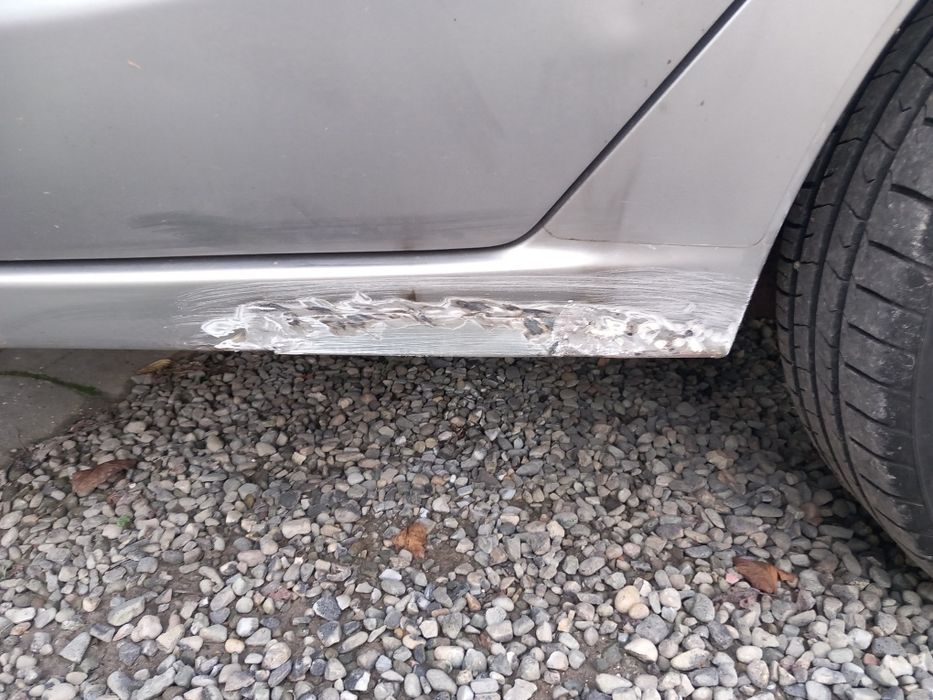 Konserwacja podwozi, usuwanie korozji z nadwozia poprawki  lakiernicze