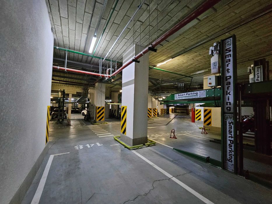 БЕЗ% Продаж місця в підземному паркінгу у ЖК Подол Град