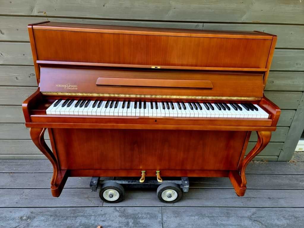 Pianino Nordiska Classica 112cm 1970r RENNER