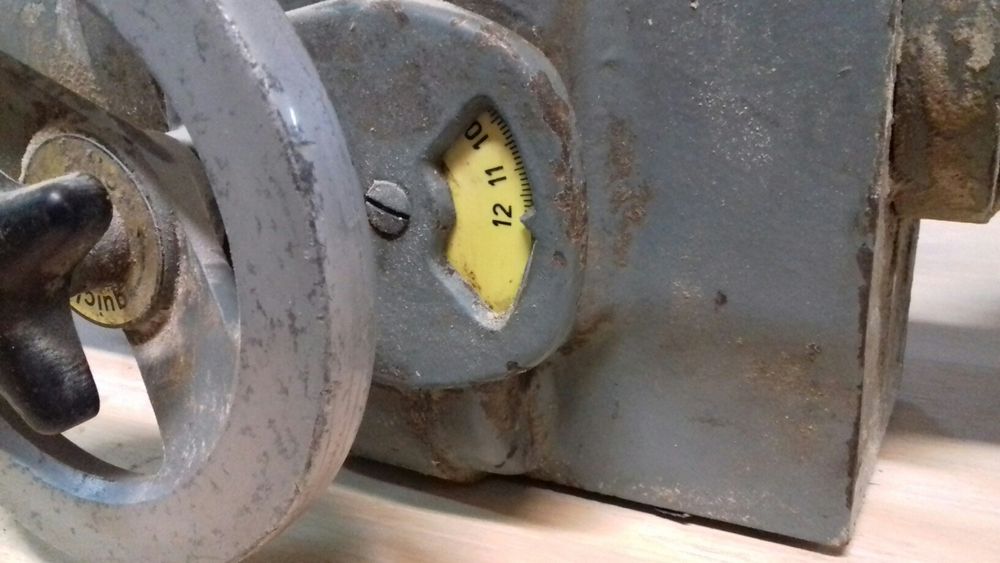 Motor variador de velocidade