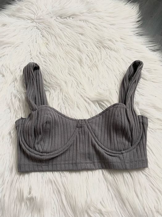 Misspap S/36 szara bluzka crop top na ramiączkach