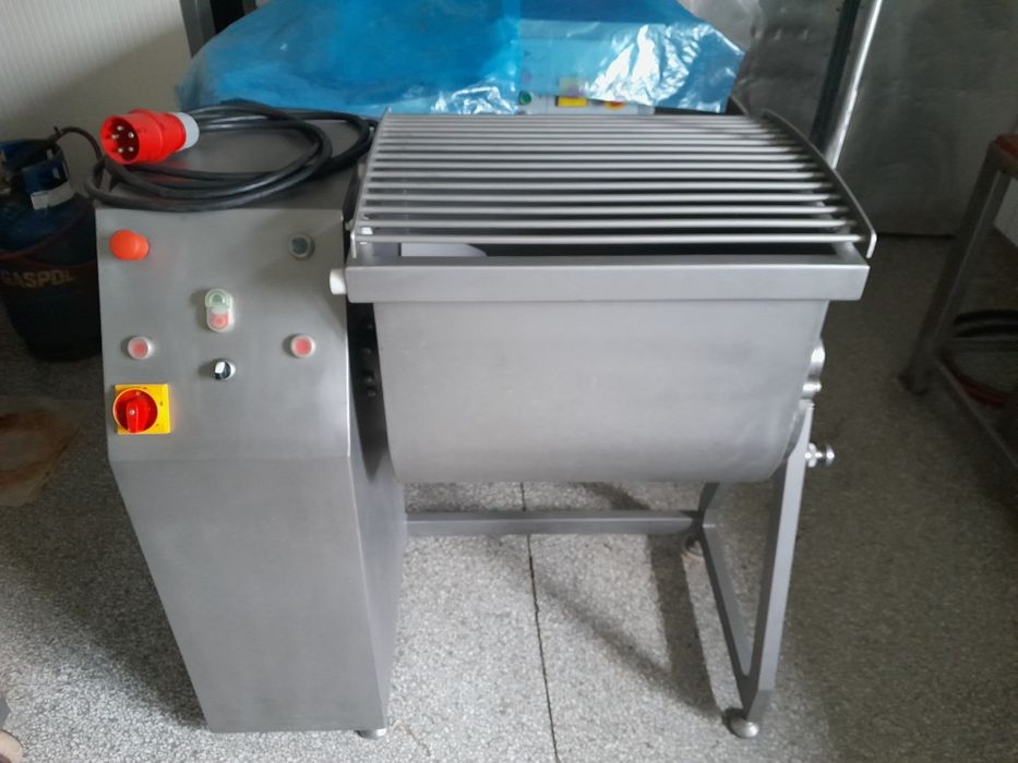 Mieszałka łopatkowa 100l