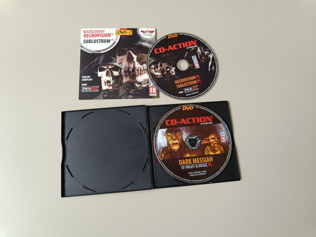 CD-Action nr 11/2010 (184) - Listopad 2010 - komplet z dwiema płytami