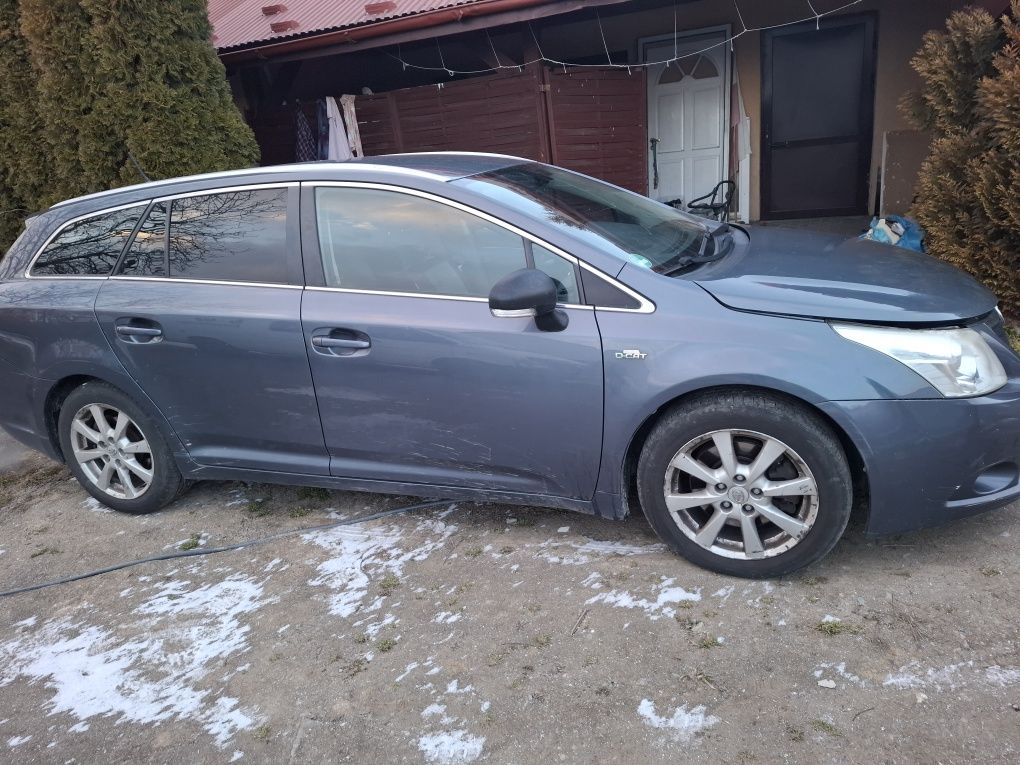 Авторозборка Розборка шрот завчасті Toyota Avensis T27 2,2 в автоматі