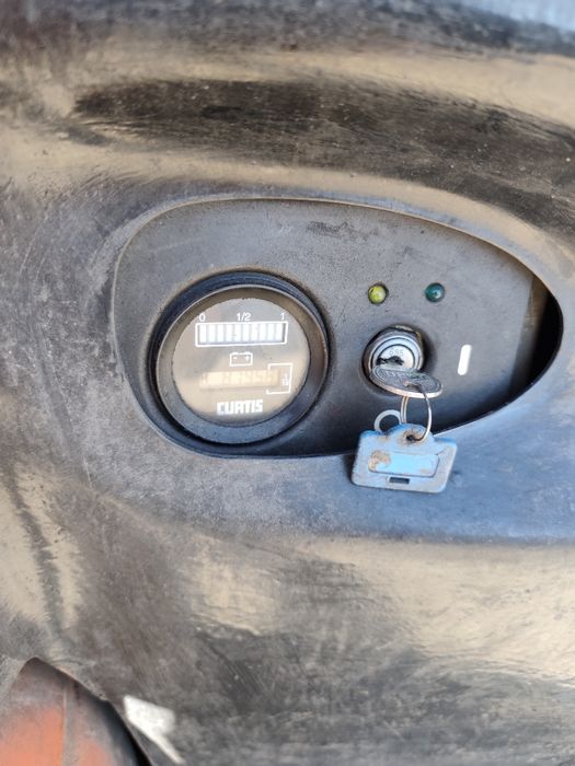 Wózek widłowy elektryczny LINDE L10 – 1000 kg udźwigu