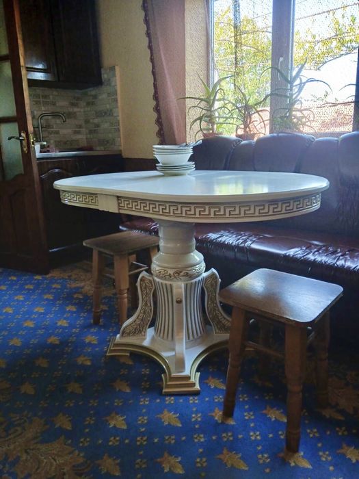 Обідній кухонний розкладний дерев’яний стіл та стільці Кухонный стол