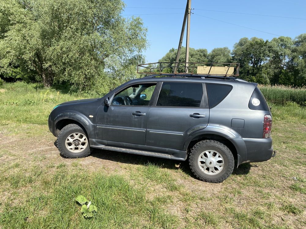 Продам авто в доброму стані для військових