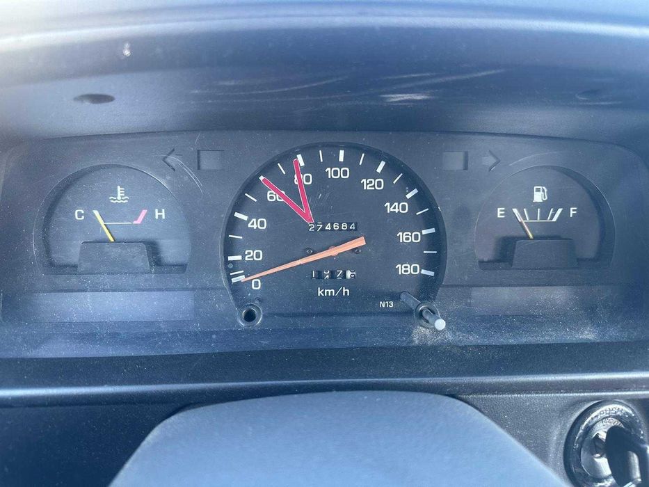 Toyota Hilux 4x4 restaurada