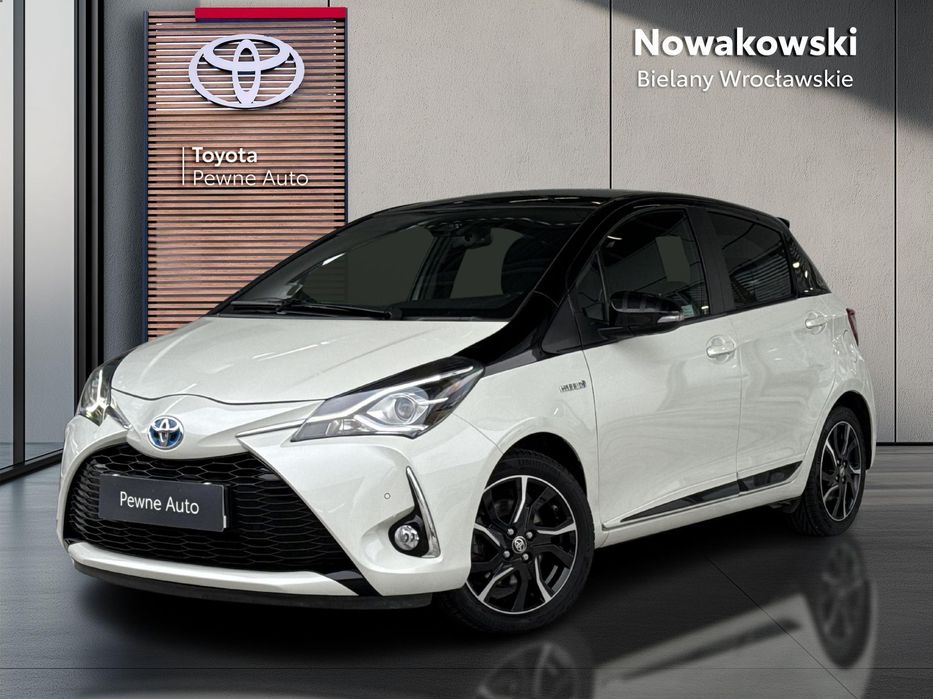 Toyota Yaris Hybrid 100 Selection| Automat