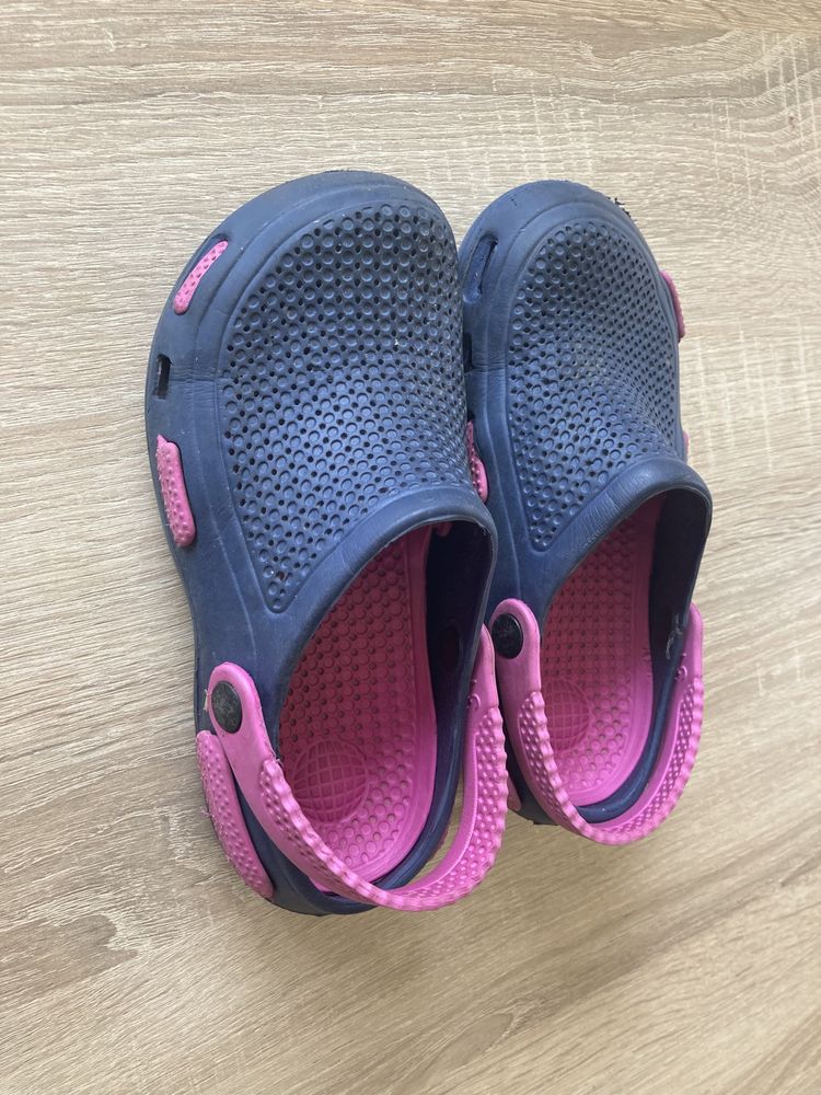 Klapki crocsy granatowe