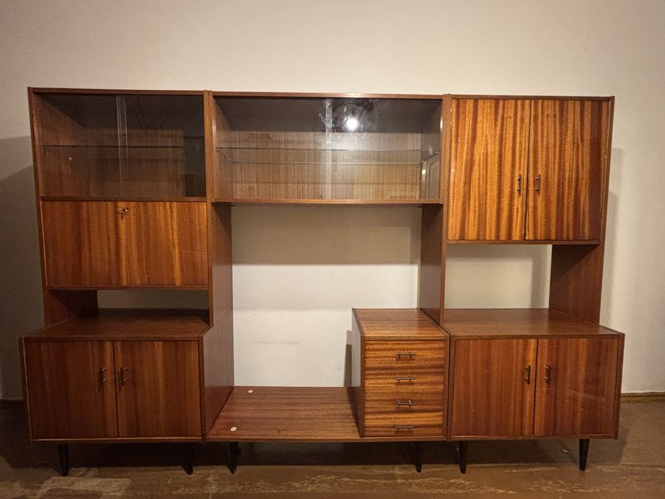 Meblościanka PRL „Jedność” Tczew, mahoń 1973 r., komplet