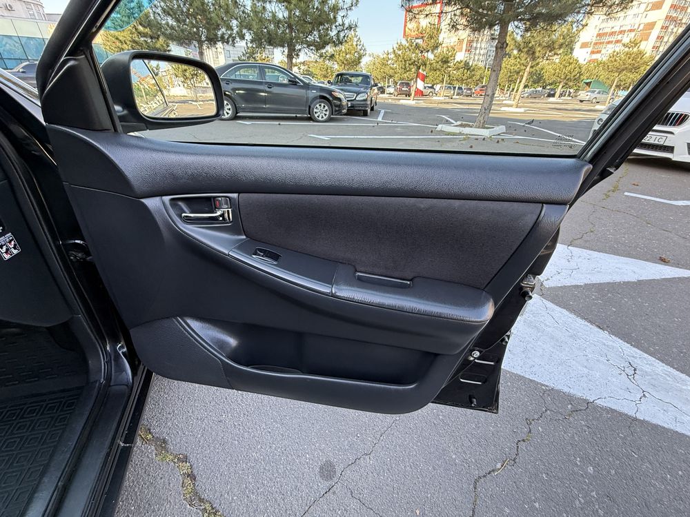 Продам Toyota Королла Автомат+газ 2006г