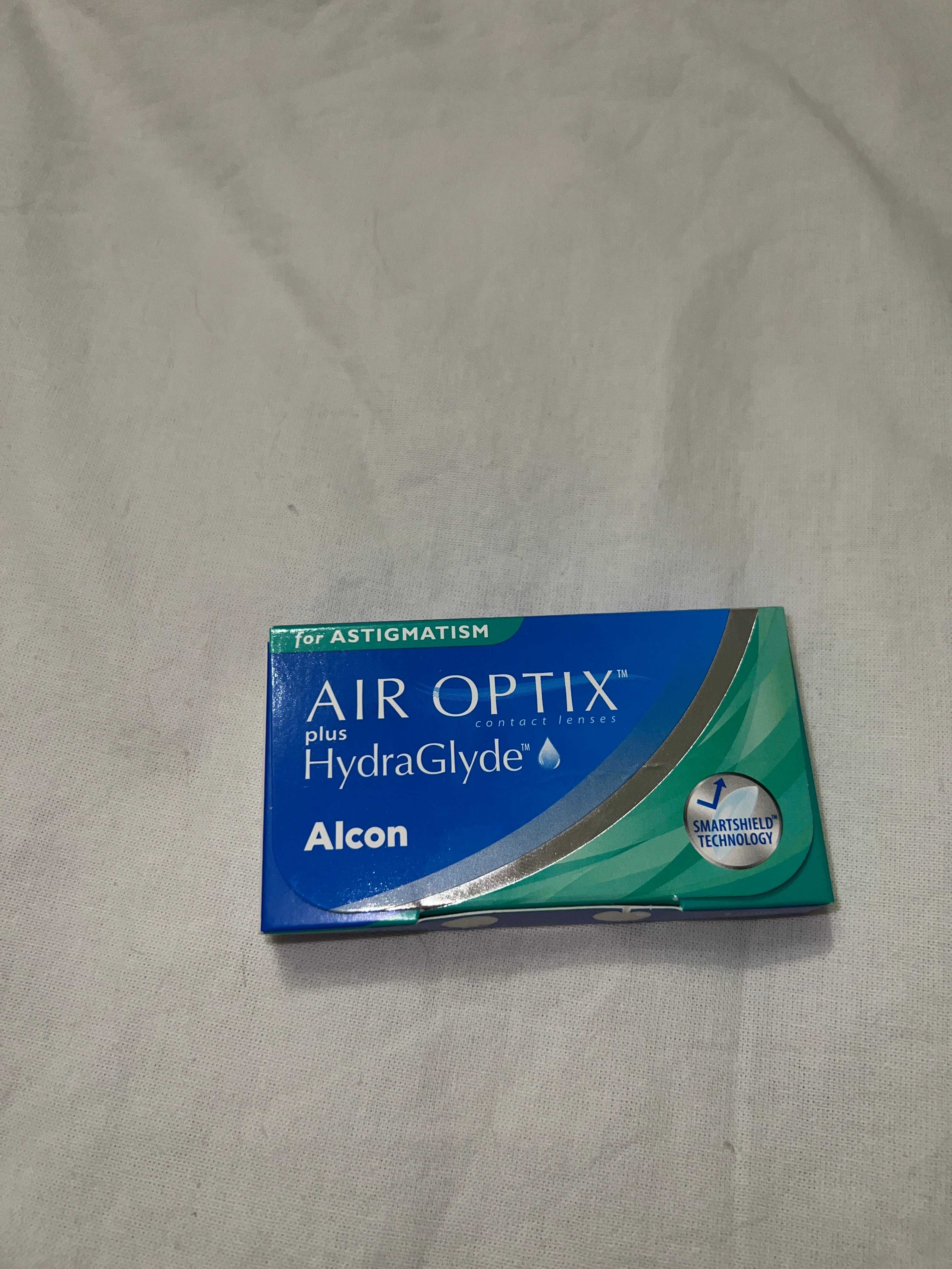 Контактні лінзи Air Optix plus HG for Astigmatism -0.75 Cyl:0.75 ax20