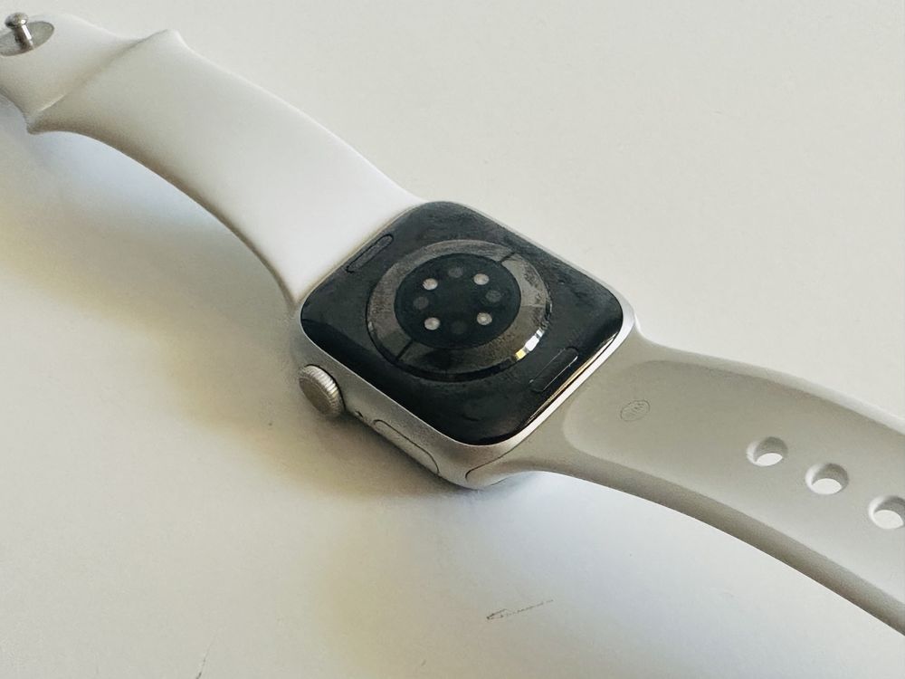 Apple Watch Series 8 41mm GPS Silver Srebrny Bez Blokad