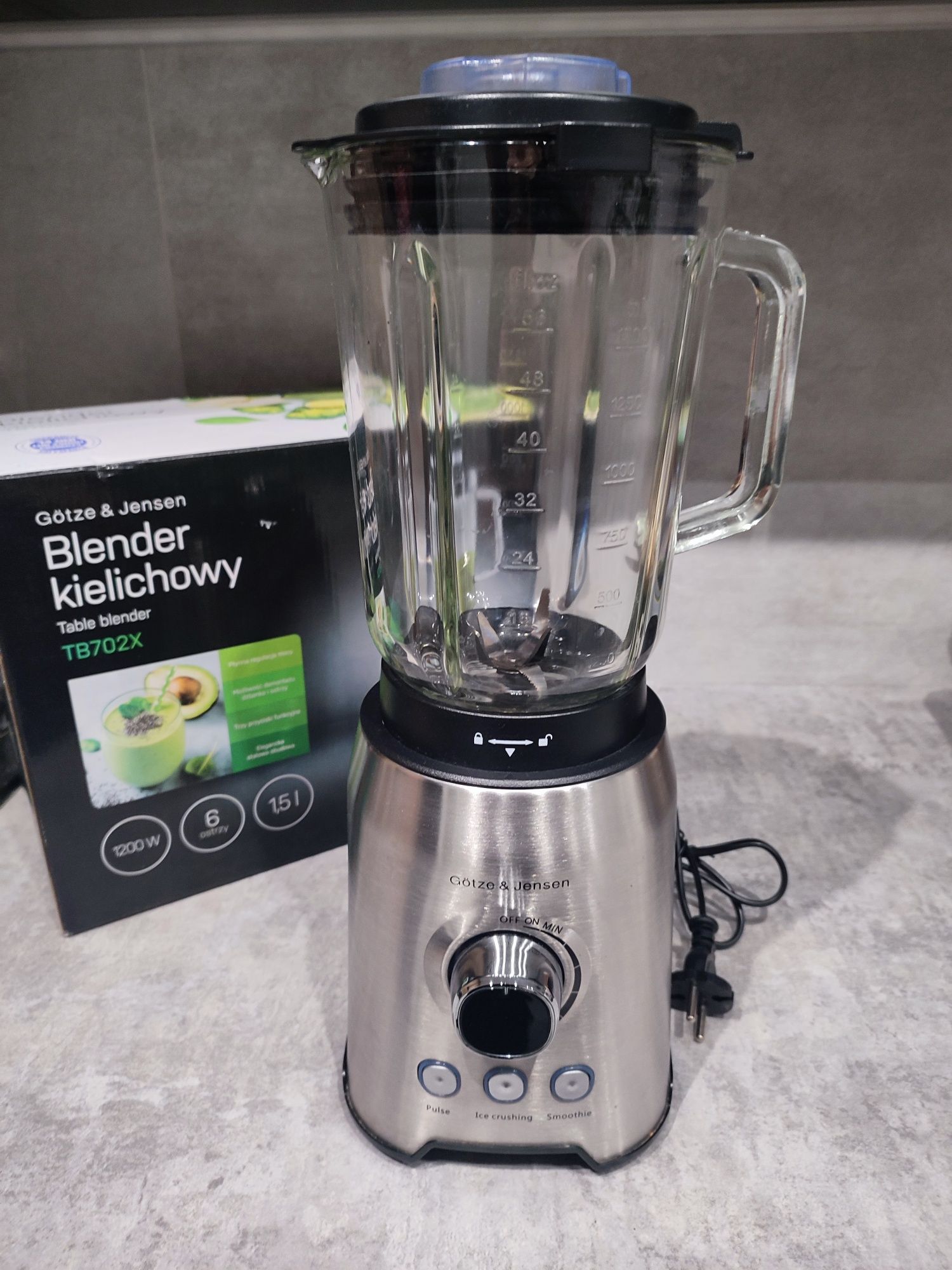 Blender kielichowy szklany