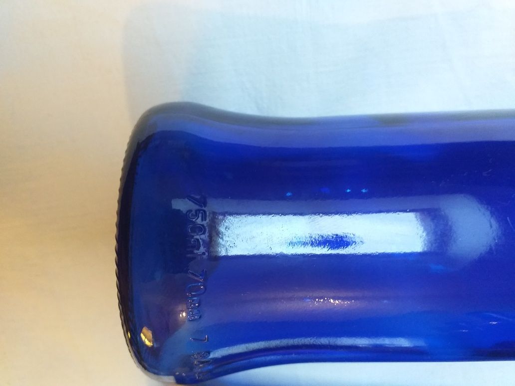 Kobaltowa butelka 750 ml 1 szt