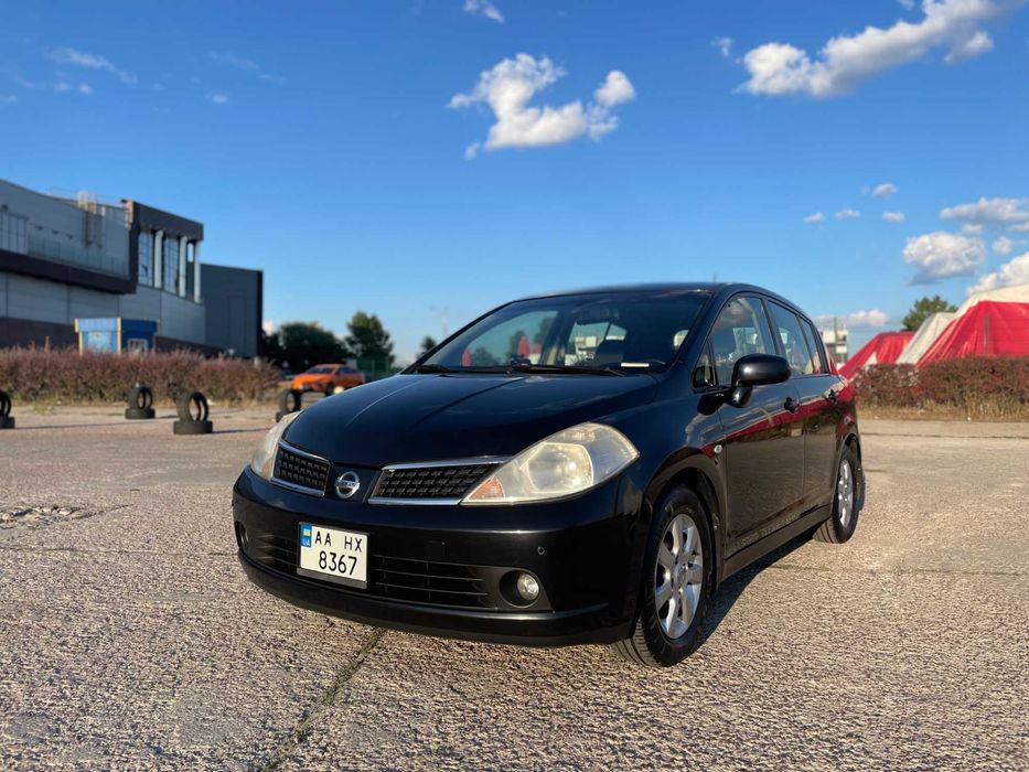 Продам Nissan Tiida 1.6/єдиний власник/повна історія обслуговування