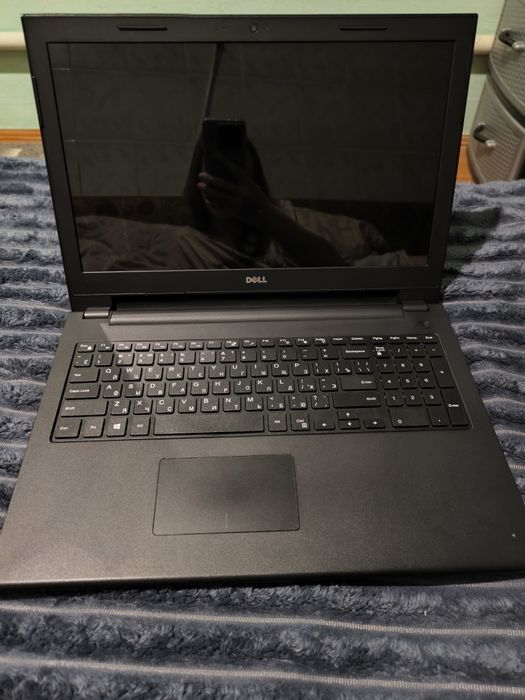 Ноутбук Dell Inspiron 15 3878