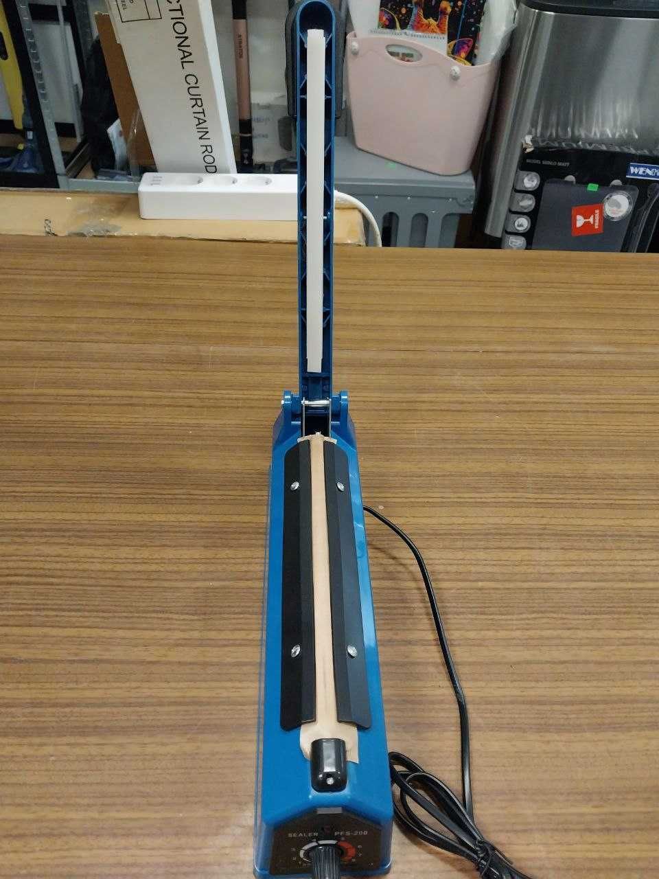 PFS-200 ręczna zgrzewarka impulsowa z regulowanym timerem