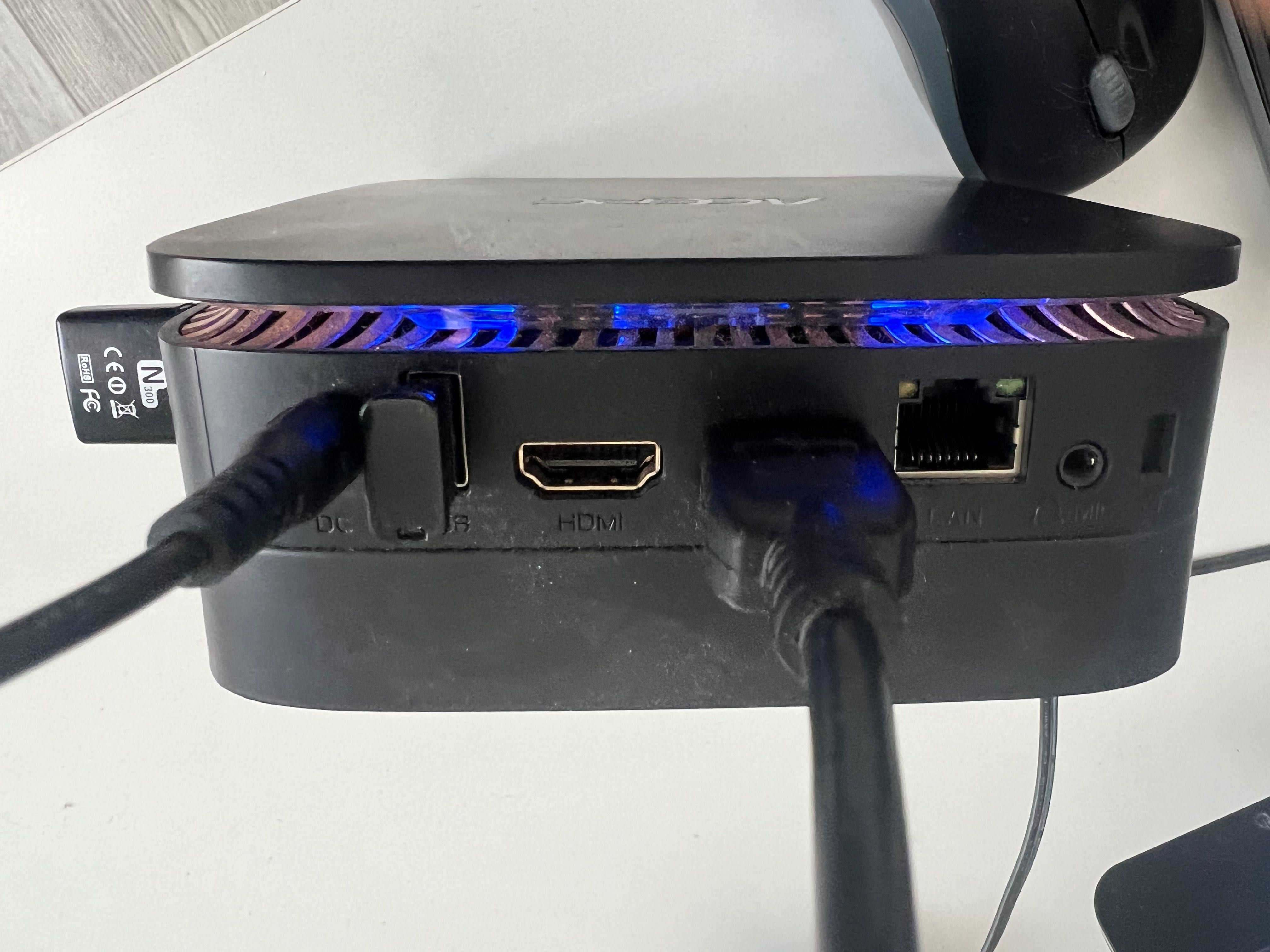 Komputer stacjonarny Mini ACEPC, Monitor Acer, klawiatura i myszka