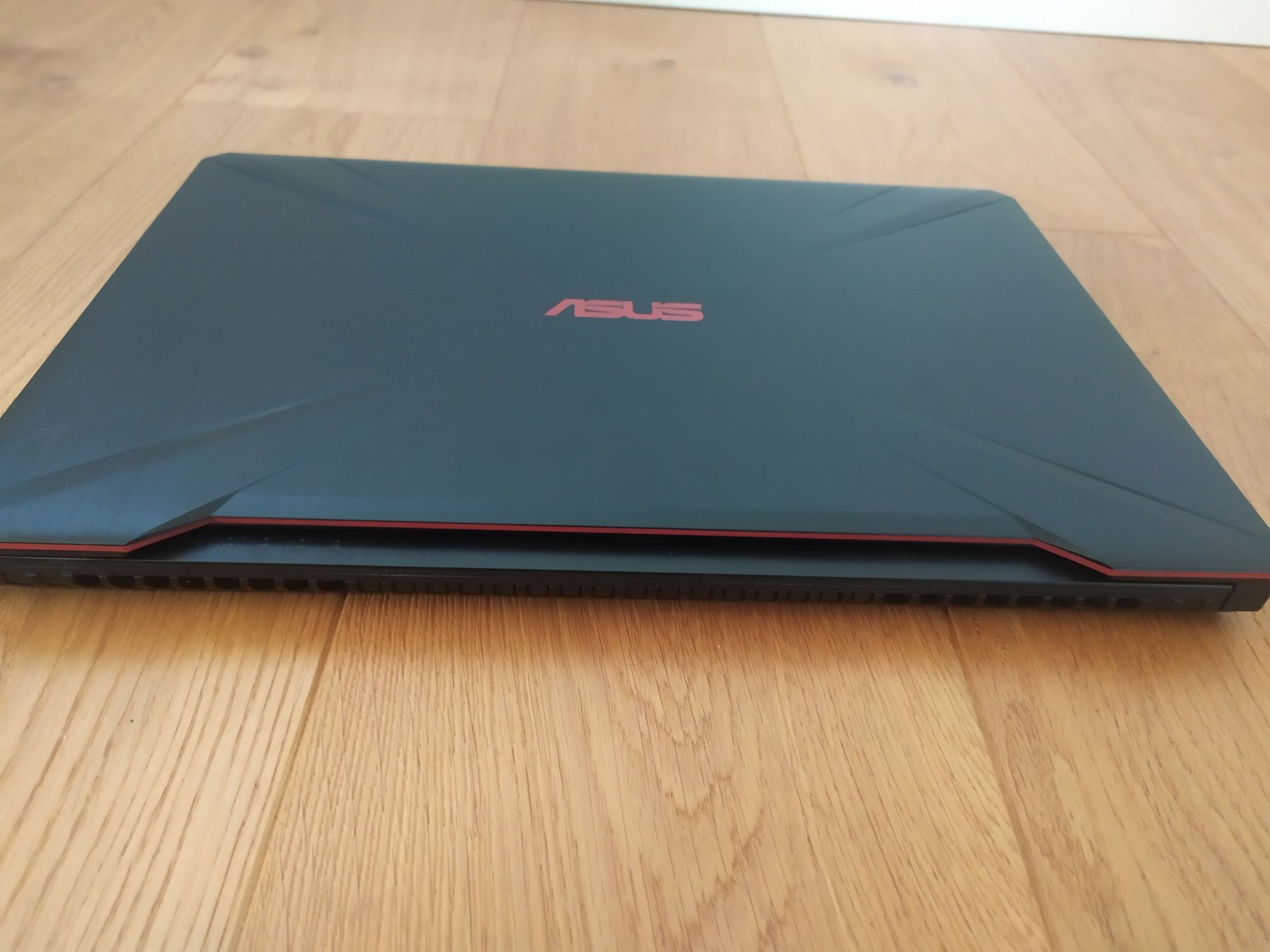Laptop Asus tuf gaming GeForce GTX 1050