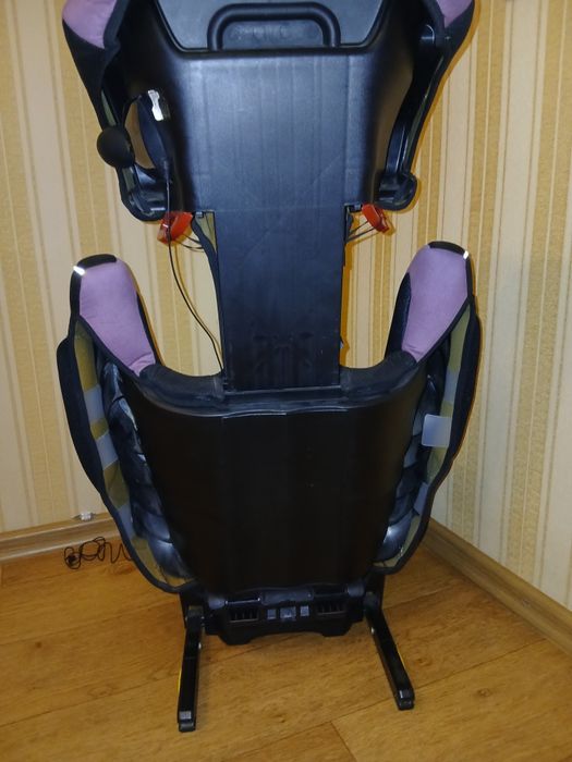 Автокрісло Recaro Monza Nova 2 Seatfix група 2/3 (15-36кг) рекаро