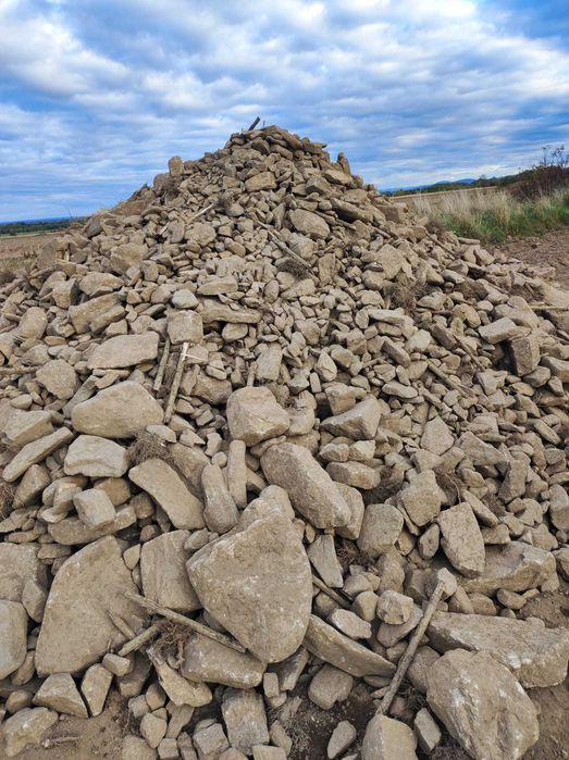 Kamień polny 30 zł/tona – załadunek gratis, transport możliwy!