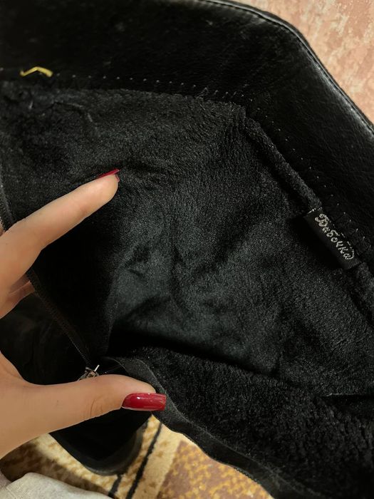 Зимові сапожки жіночі 39р