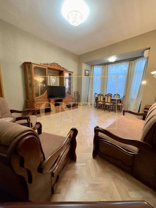 Довготривала оренда 3к Центр, метро Олімпійська, Євроремонт, БЕЗ %%%