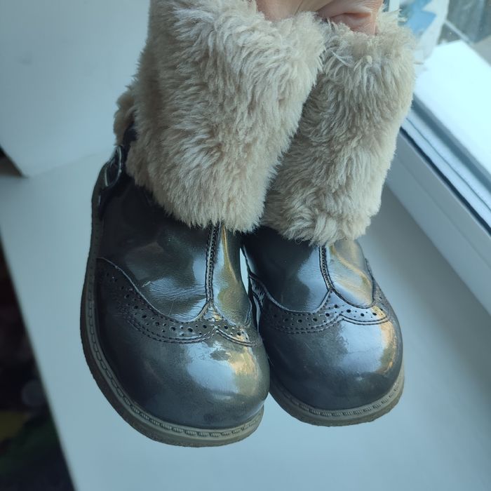 Черевики хайтопи на плюші  утеплені демісезон р.8(25),устілка 16.3 см