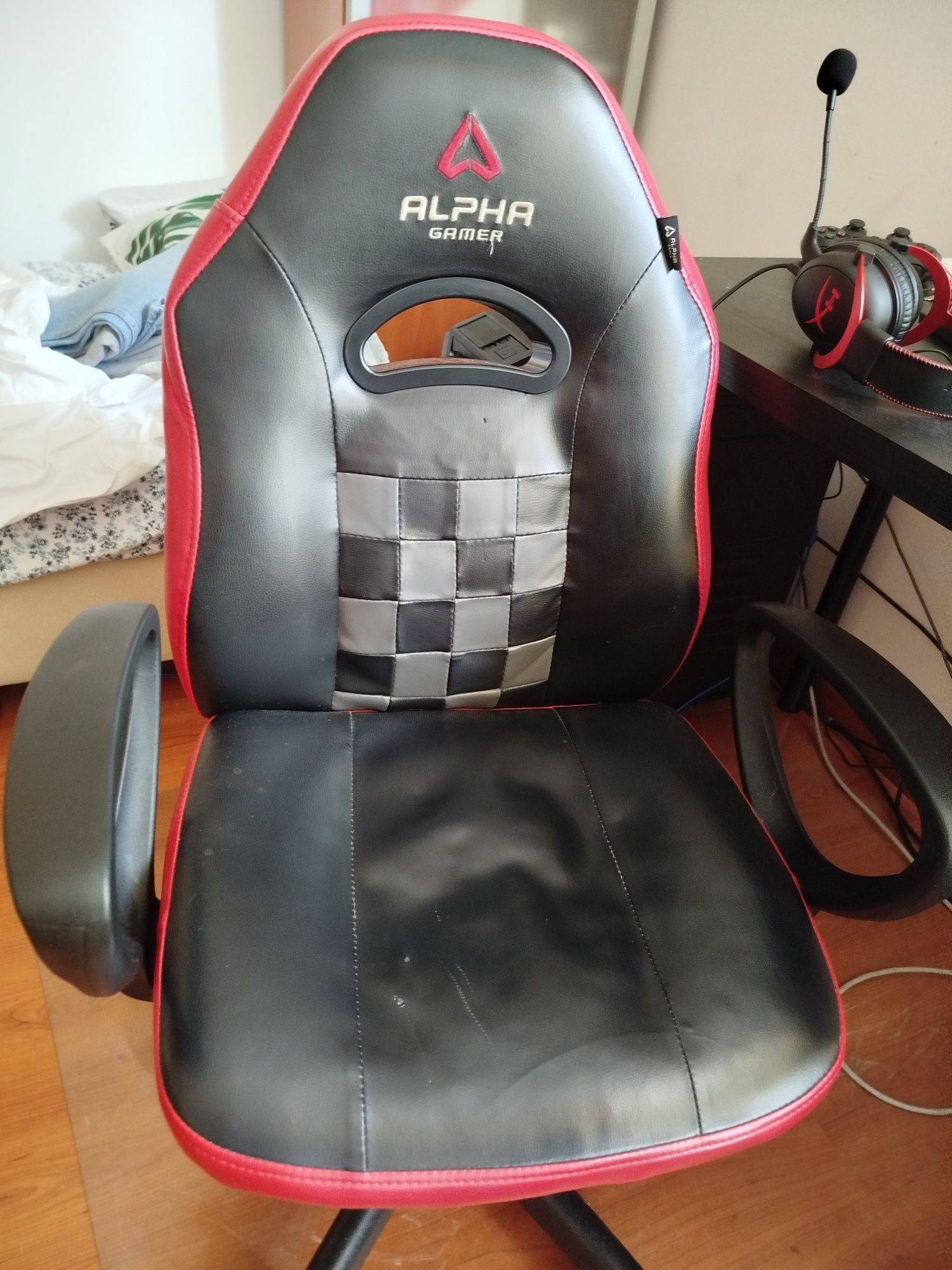 Cadeira gaming Alpha Gamer Junior