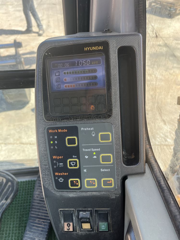Escavadora Hyundai Robex 80