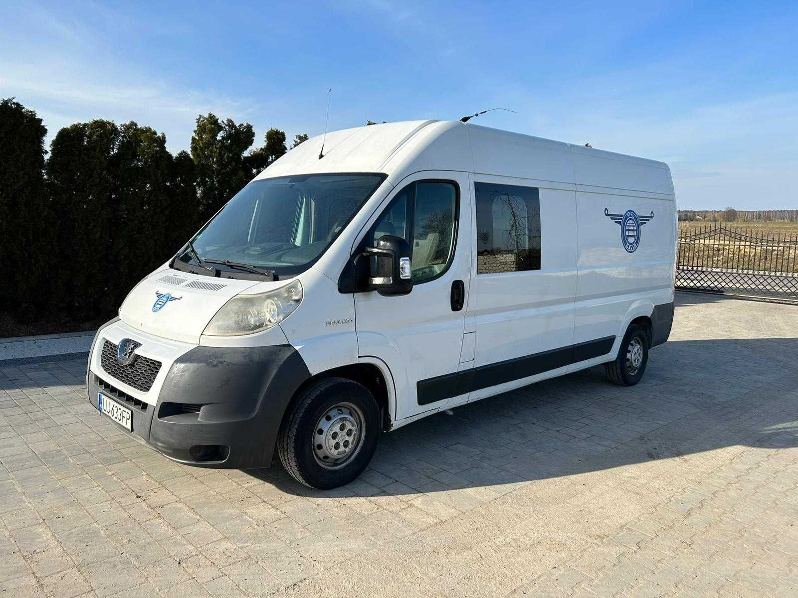 Peugeot Boxer brygadówka 7 osób