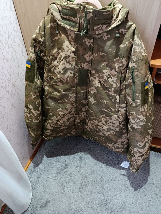 Продам зимовий бушлат розмір 58/4