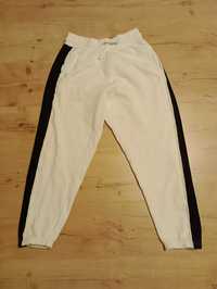 spodnie dresowe dresy Zara S krótkie białe