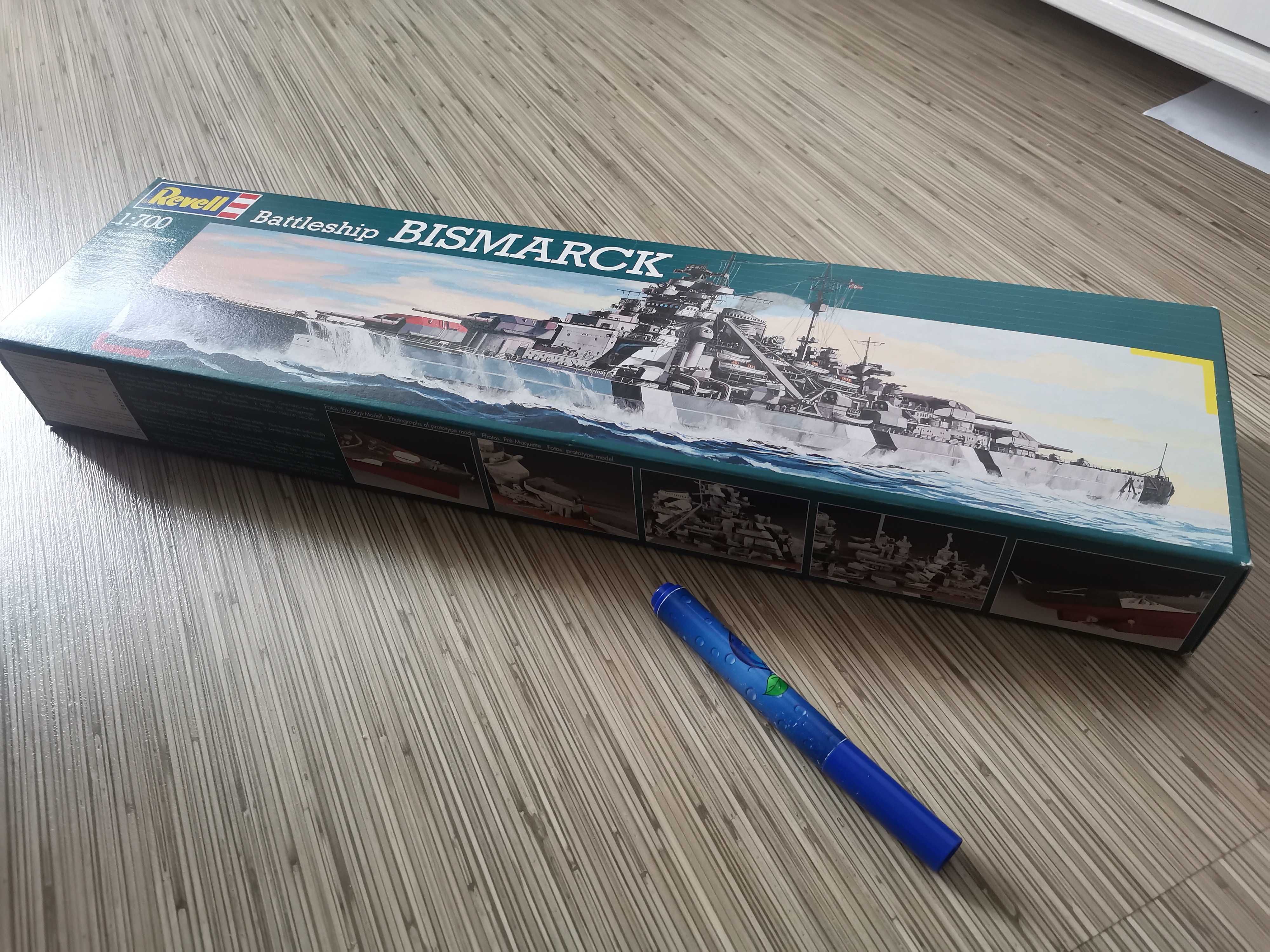 BISMARCK statek do sklejania 295 elementów 35,9cm długości 1:700