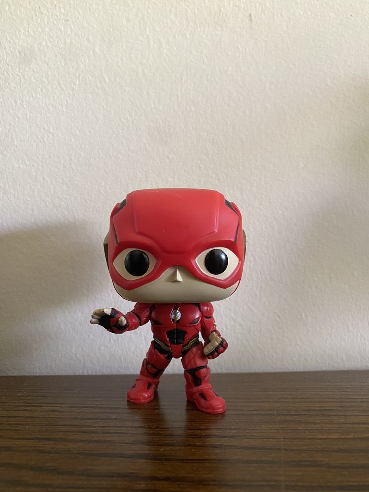 Funko POPs variados