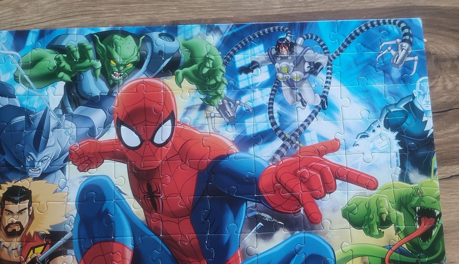 Puzzle Clementoni 100 el Spiderman