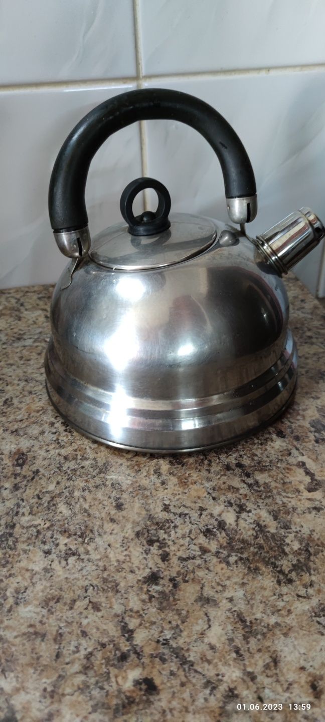 Продам чайники для плит