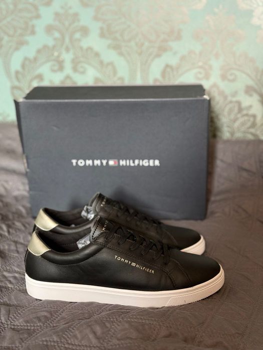 Tommy Hilfiger оригінал кеди жіночі чорні женские брендовые кеды