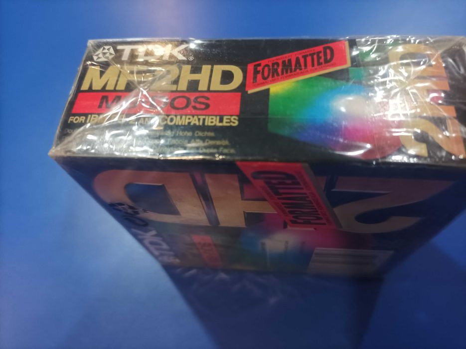 Oryginalne opakowanie dyskietek TDK.